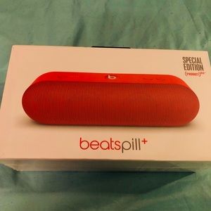 red beats pill plus